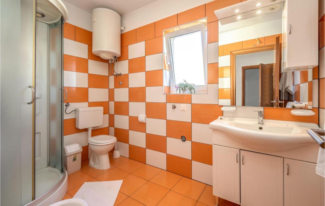 Stunning Apartment In Crikvenica With Wifi Εξωτερικό φωτογραφία
