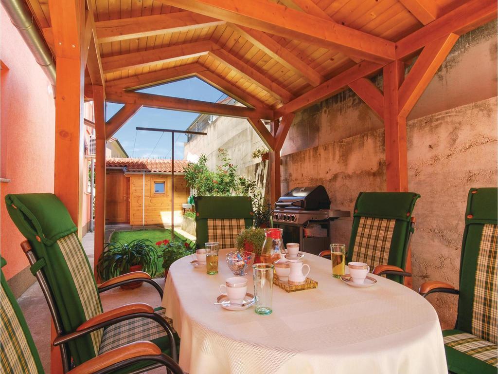 Stunning Apartment In Crikvenica With Wifi Εξωτερικό φωτογραφία
