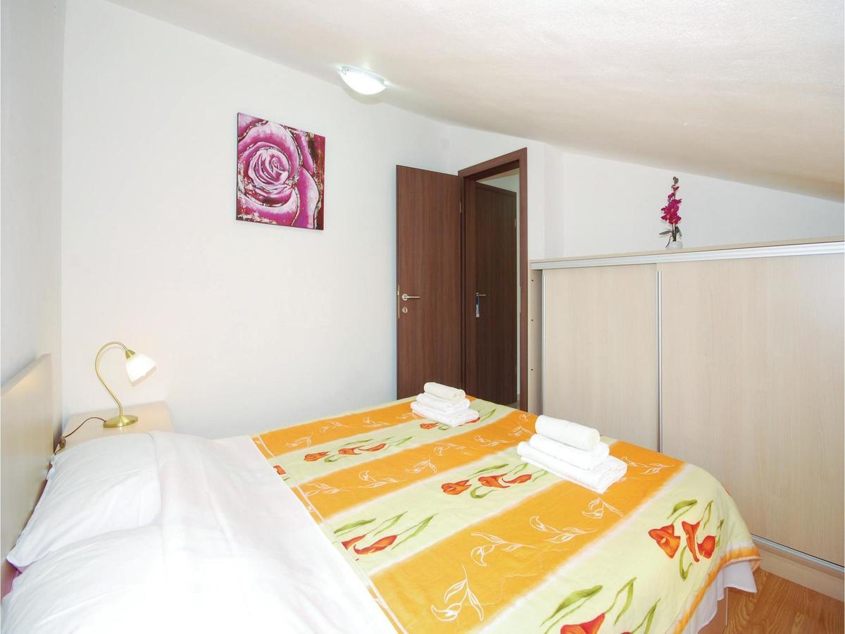 Stunning Apartment In Crikvenica With Wifi Εξωτερικό φωτογραφία